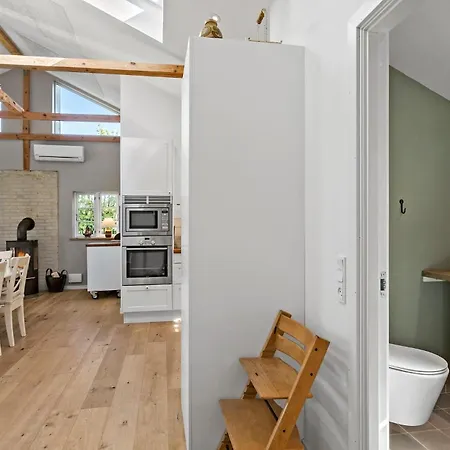 Ferienhaus 4 Bedroom Lovely In Vaeggerlose
